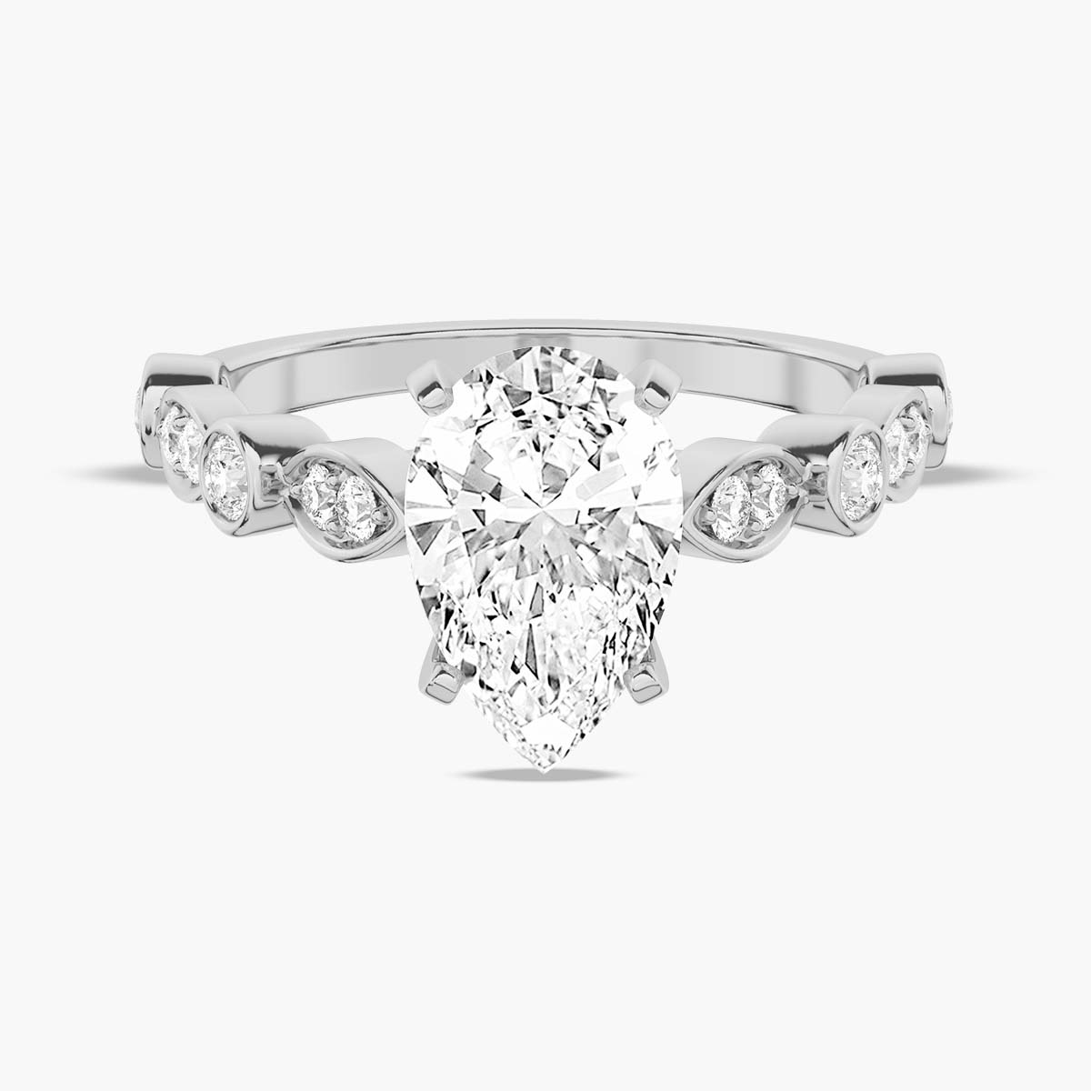 Lunessa Ring