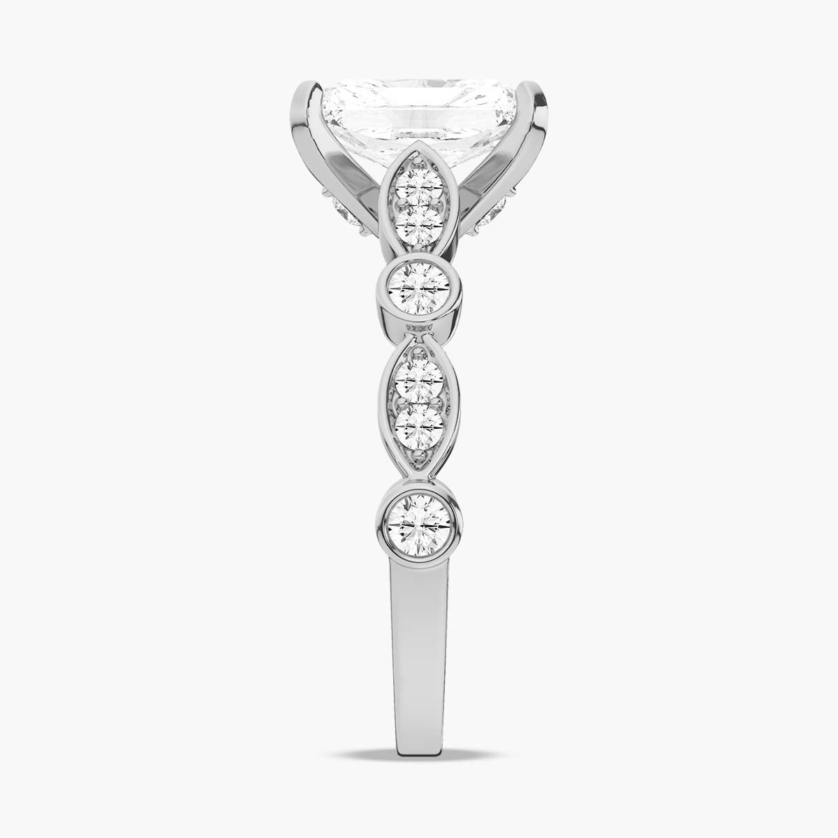 Lunessa Ring