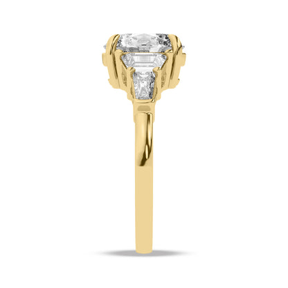 Yellow Gold - Oval